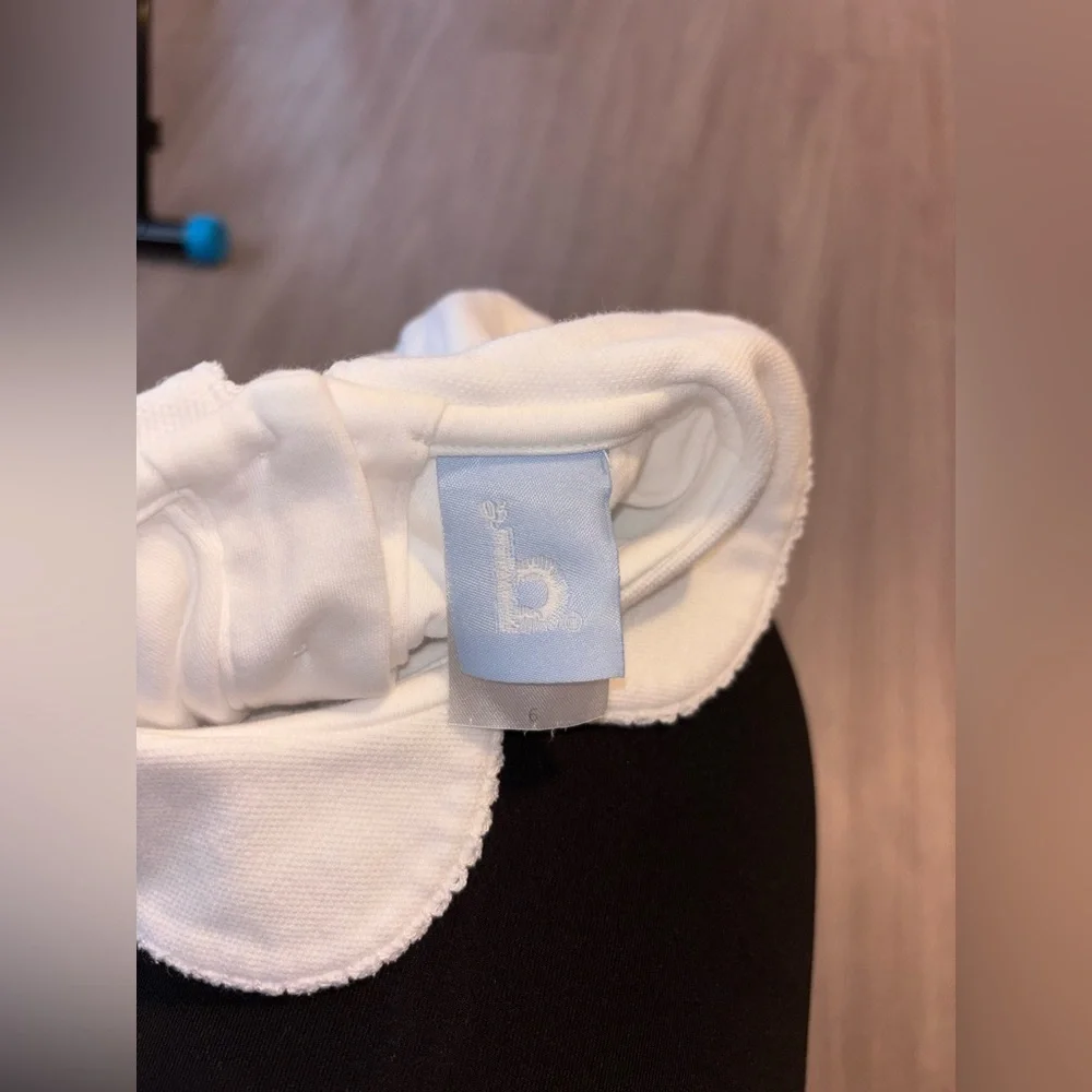 OshKosh B'gosh White Kids Sweater Size 6